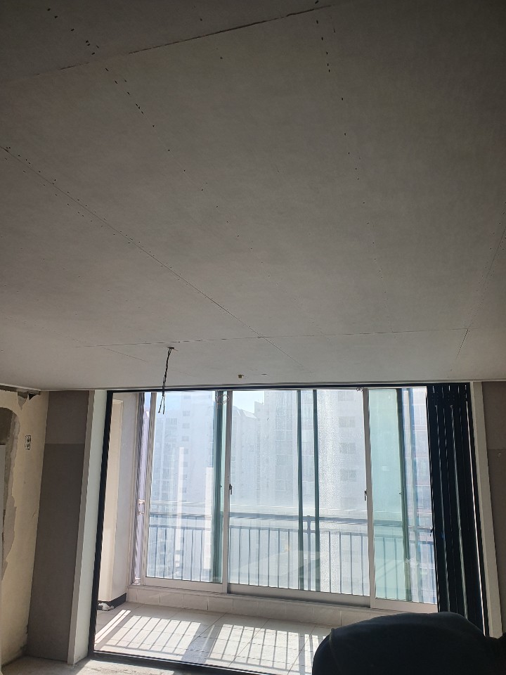 1948697120_SgaobZD1_0e1e49b95f5541920665df5cd067694d05570a81.jpg 이미지크게보기