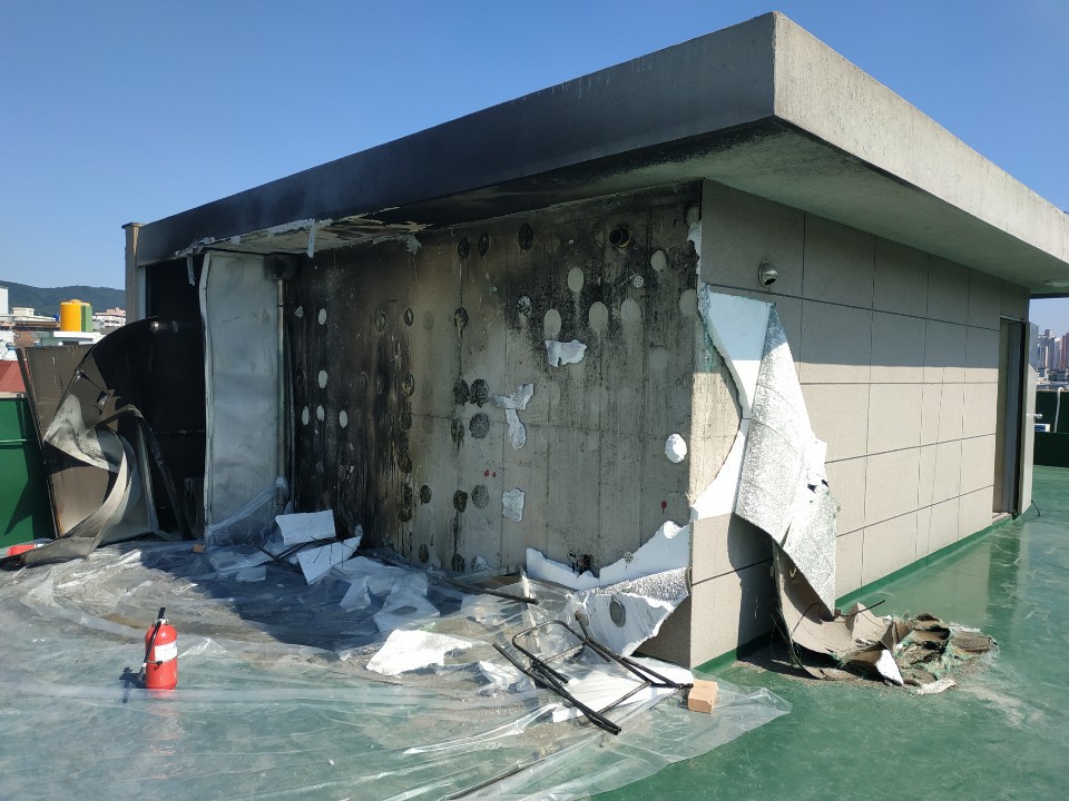 3034632970_SNMmtG13_2e77e4da0c11c013156a5700c5636ec175308f25.jpg 이미지크게보기