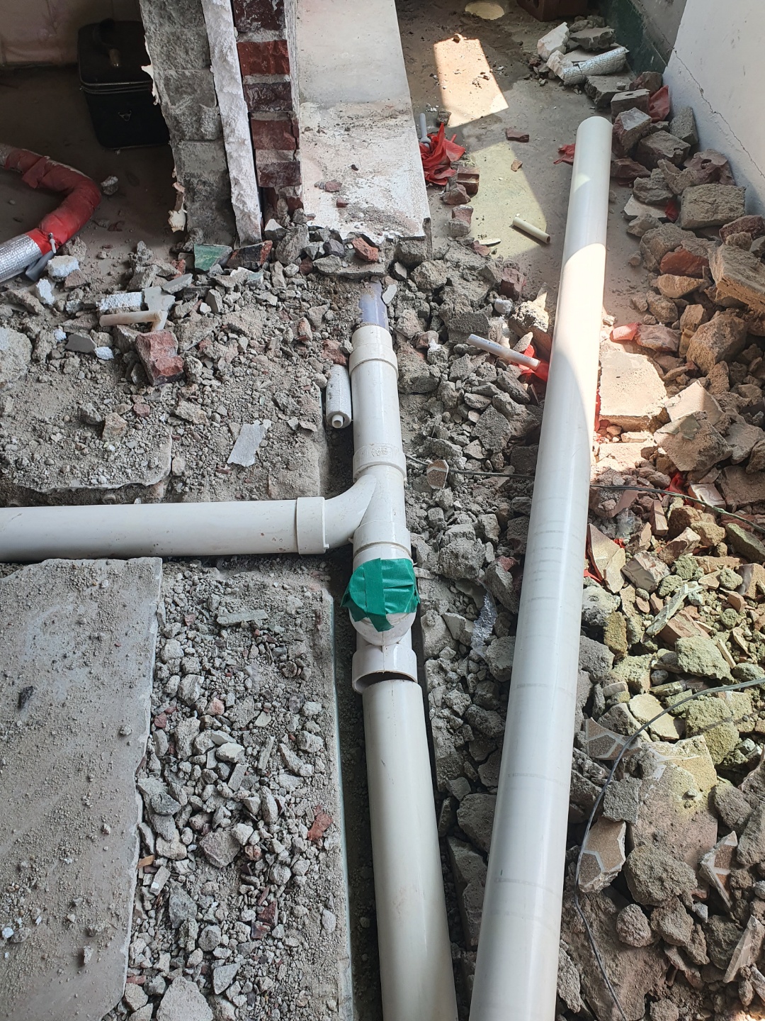 2084360905_kEyhids7_d7b9e3dfe05a0a2578811a561974b3d9255d9f9f.jpg 이미지크게보기